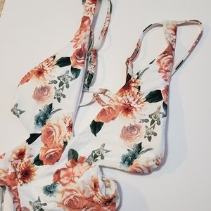 🚫SOLD! DONT BUY!Basta floral one piece swimwear M
